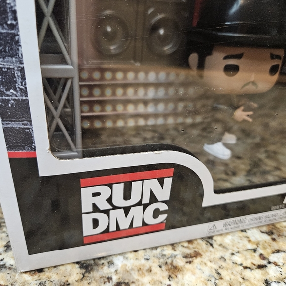 Run DMC in Concert Funko Deluxe Pop! Moment R #01 Vinyl Figurines 2022 Ltd Edt - Picture 13 of 16